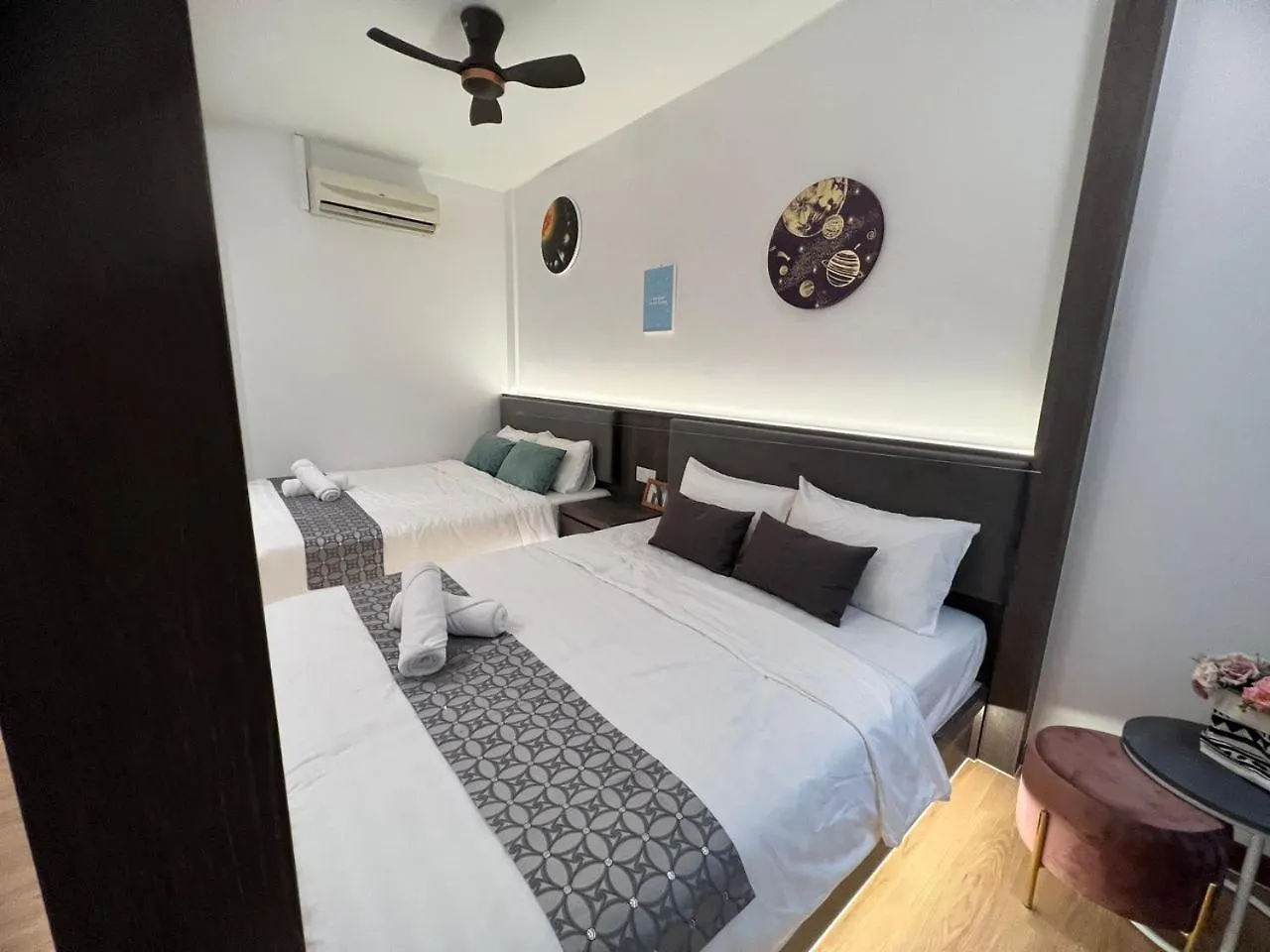 New! 1Min To Jonkerstreet Melaka Loft 3Br 10Pax Villa 0*, Malacca
